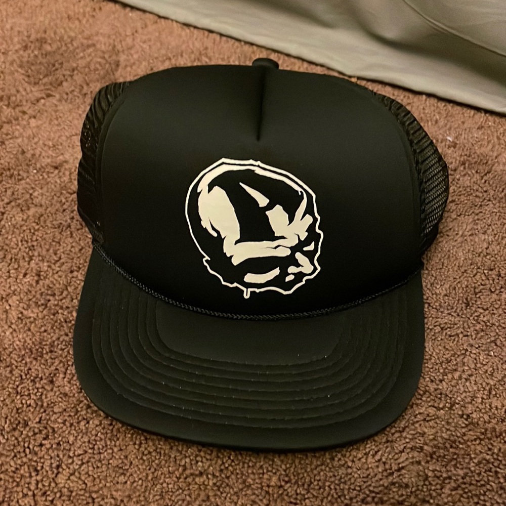 Apex Skull Trucker Hat